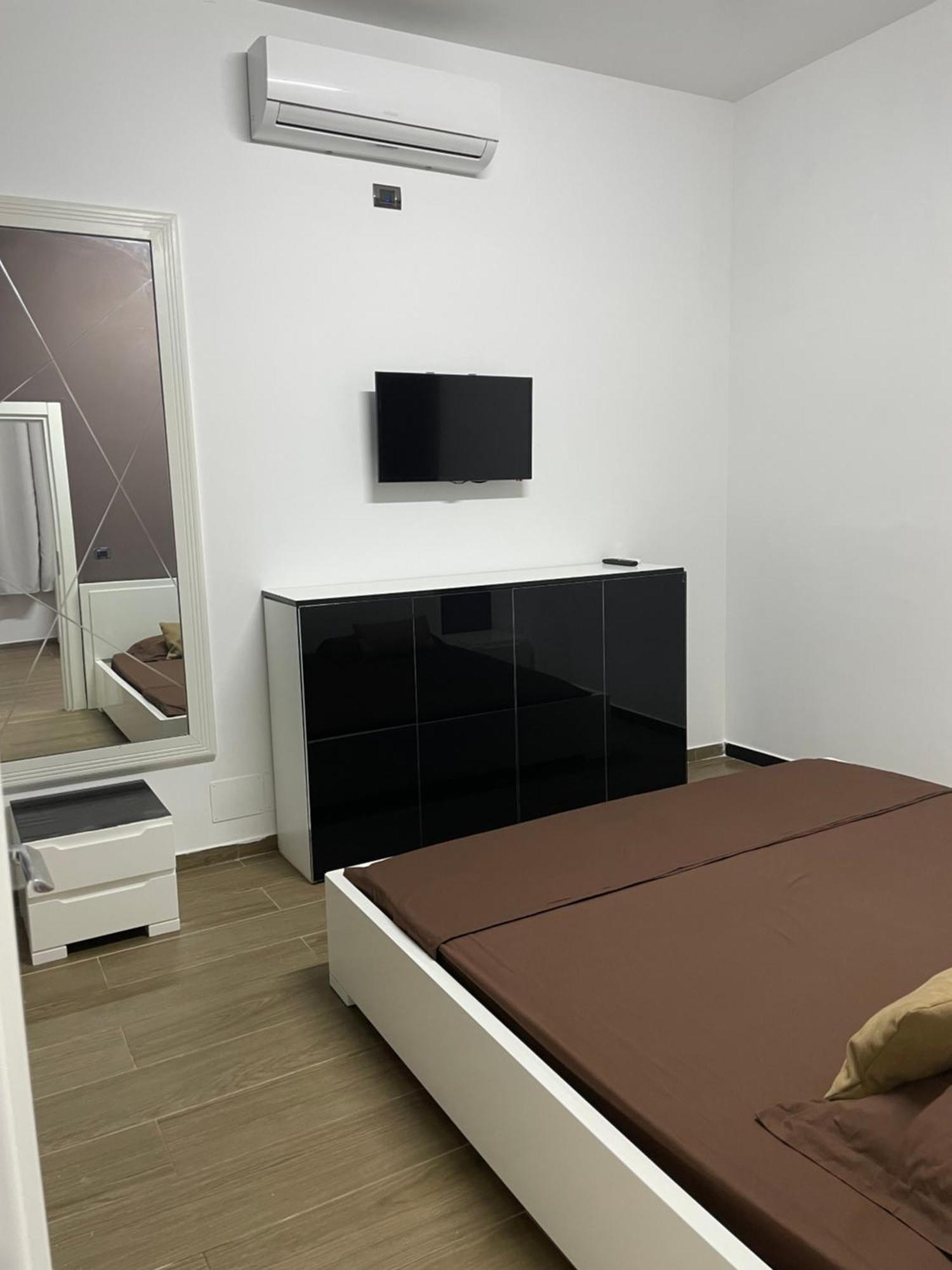 Gold Apartament Vlorë 外观 照片